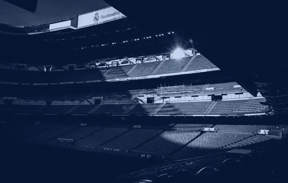 Tribuna de estadio de noche